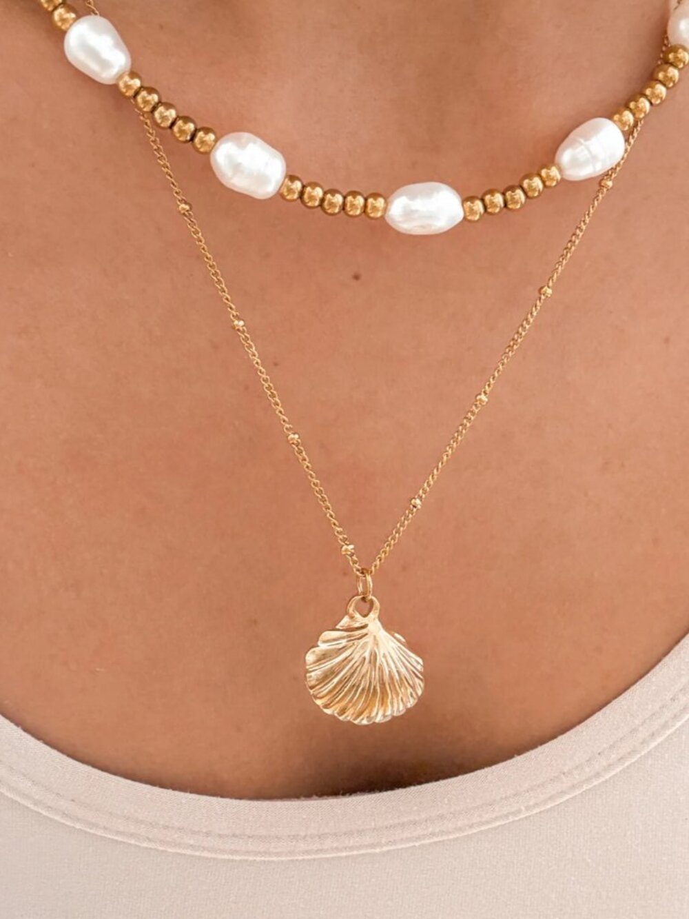 Gold Shell Pendant Necklace Waterproof Beach Ocean Jewelry Pretty Gold Necklace